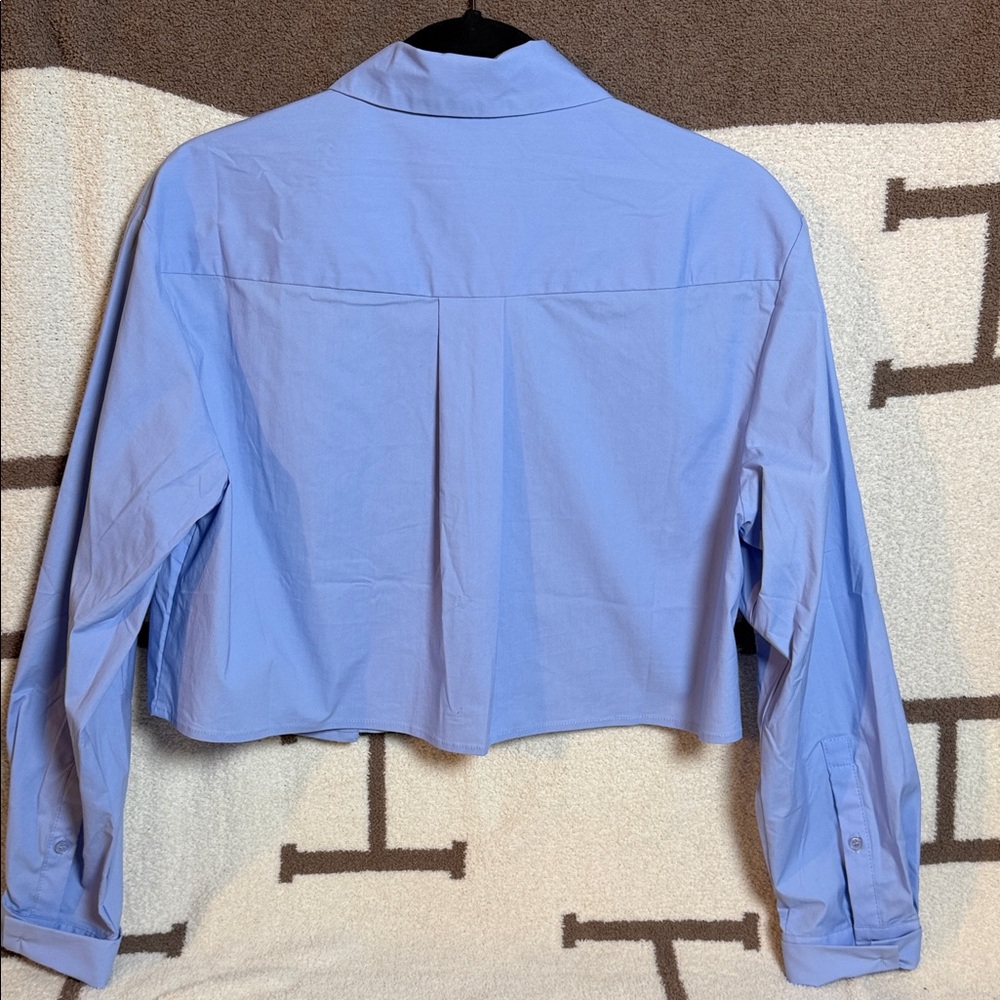 OVI Light Blue Cropped Shirt with Silver Accent pocket - Picture 6 of 14